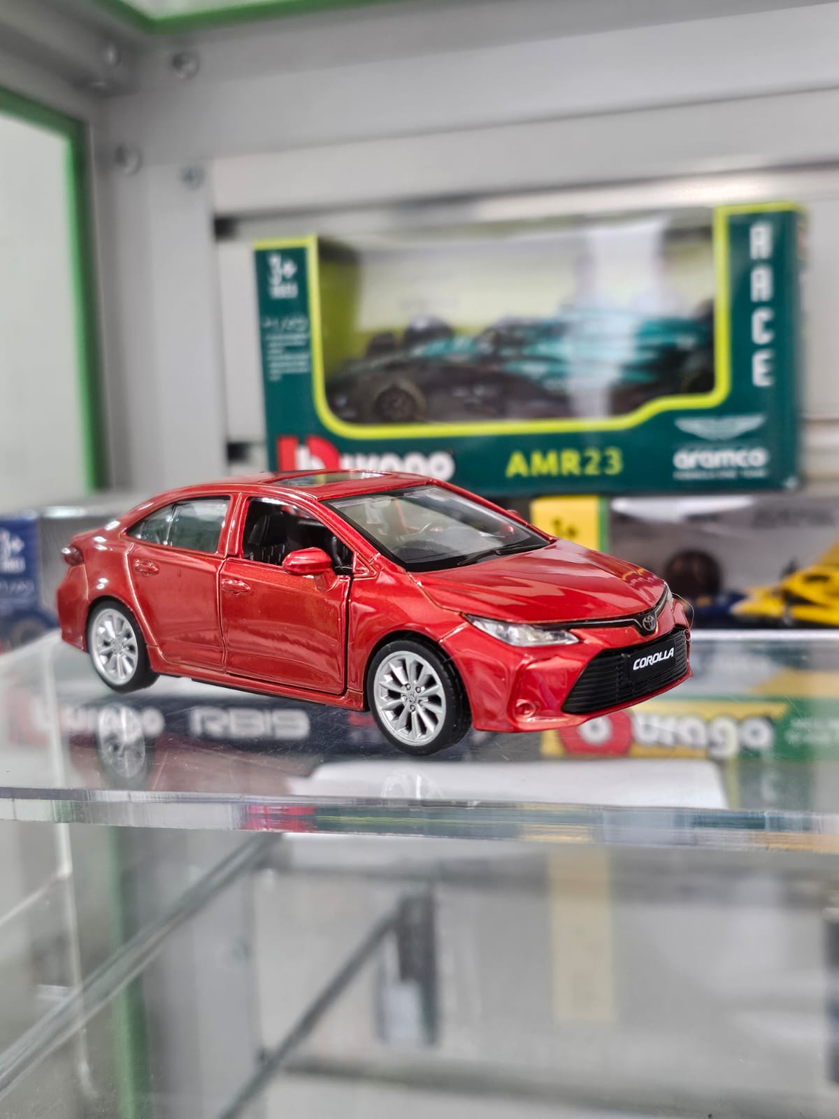 escala 1:43 Guatemala autos a escala carros vehículos coleccionables toyota